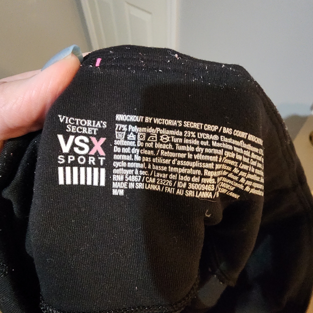 Victoria's Secret Black and White Striped Capri Leggings - Picture 5 of 5